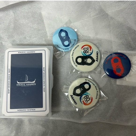 A deck of cards with the  details of various Ships - Very cool neat collection - Picture 7 of 7